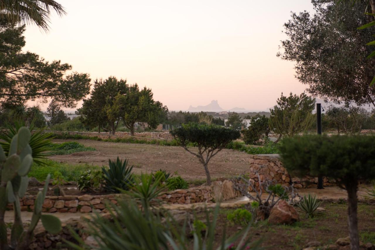 Apartamentos Vista Vedrá La Savina  Bagian luar foto