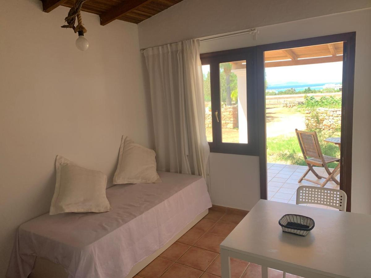 Apartamentos Vista Vedrá La Savina  Bagian luar foto