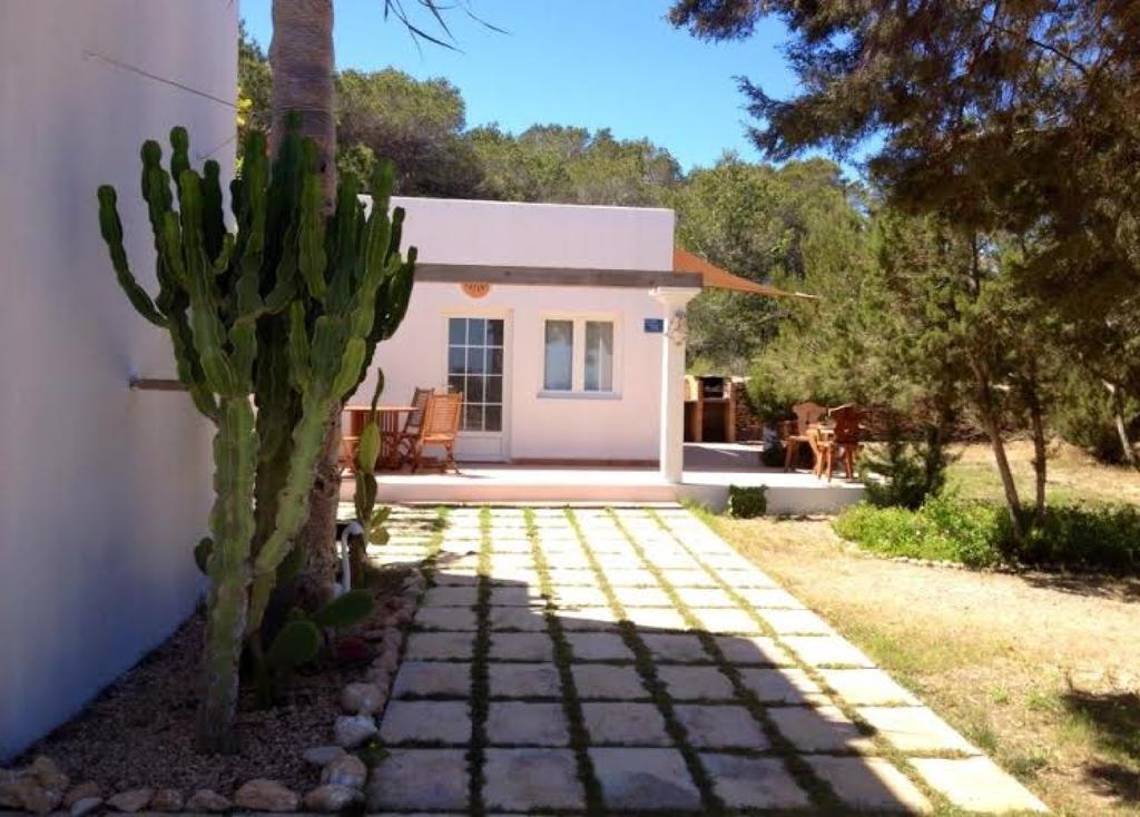 Apartamentos Vista Vedrá La Savina  Bagian luar foto